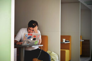 Backlink-Tracking mit SE Ranking: So überwache ich neue, verlorene und toxische Links Backlink-Tracking mit SE Ranking